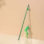 逗貓棒 HelloDOG 玩具嚴選 貓咪逗貓棒 綠色竹節羽毛 1支