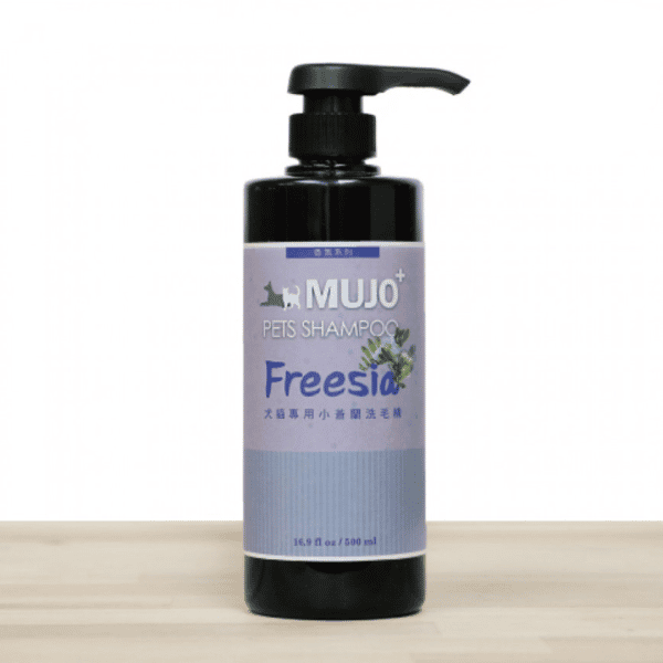 MUJO+ 木酢家 天然清潔抗菌驅蟲洗毛液 小蒼蘭美膚配方 500ml (mujo0001) (貓犬用) (圖片1)