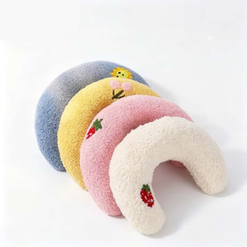 Pet Bed U-Shape Pillow Blue/Yellow/Pink/White (Random Color) 貓犬用日常用品 寵物床墊用品 寵物用品速遞