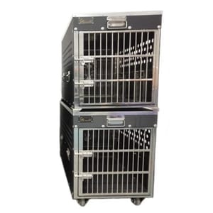 Solidpet蘇力 Solidpet蘇力 寵物籠 貓籠狗籠 ABS板固定飛機籠組合 風扇有輪款 二號   正面圖